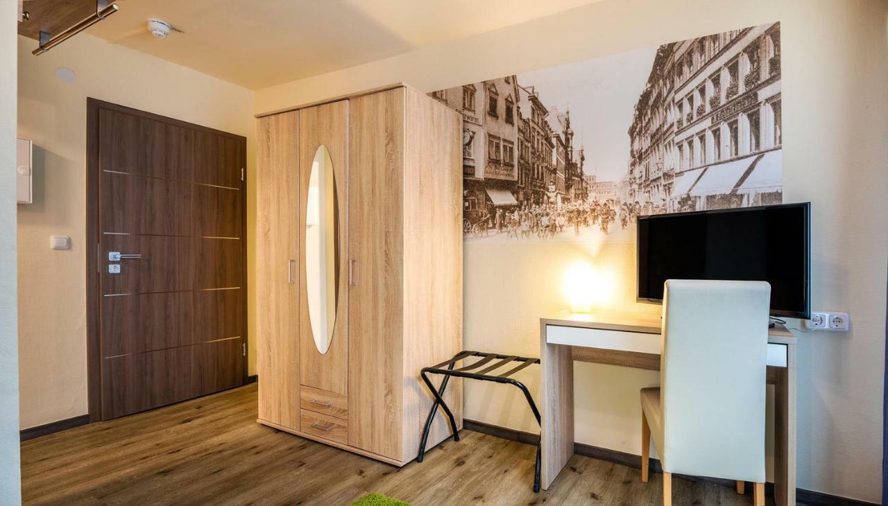 Schroeders City-Style-Hotel ترير المظهر الخارجي الصورة