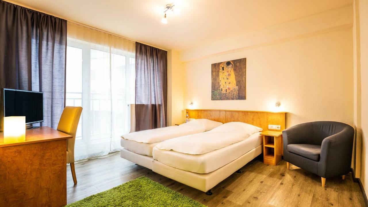 Schroeders City-Style-Hotel ترير الغرفة الصورة