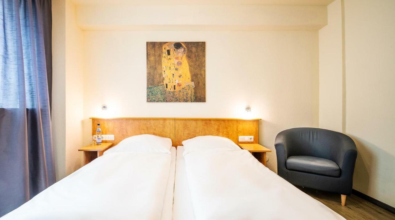 Schroeders City-Style-Hotel ترير الغرفة الصورة
